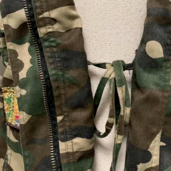 Embellished Camo Style Fashion Jacket Asian Inspired size S - Picture 6 of 11